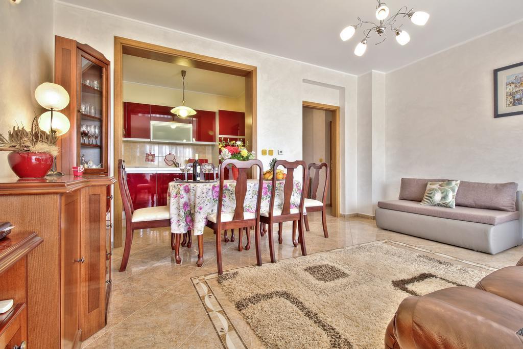 Apartment Roko Umag Eksteriør billede